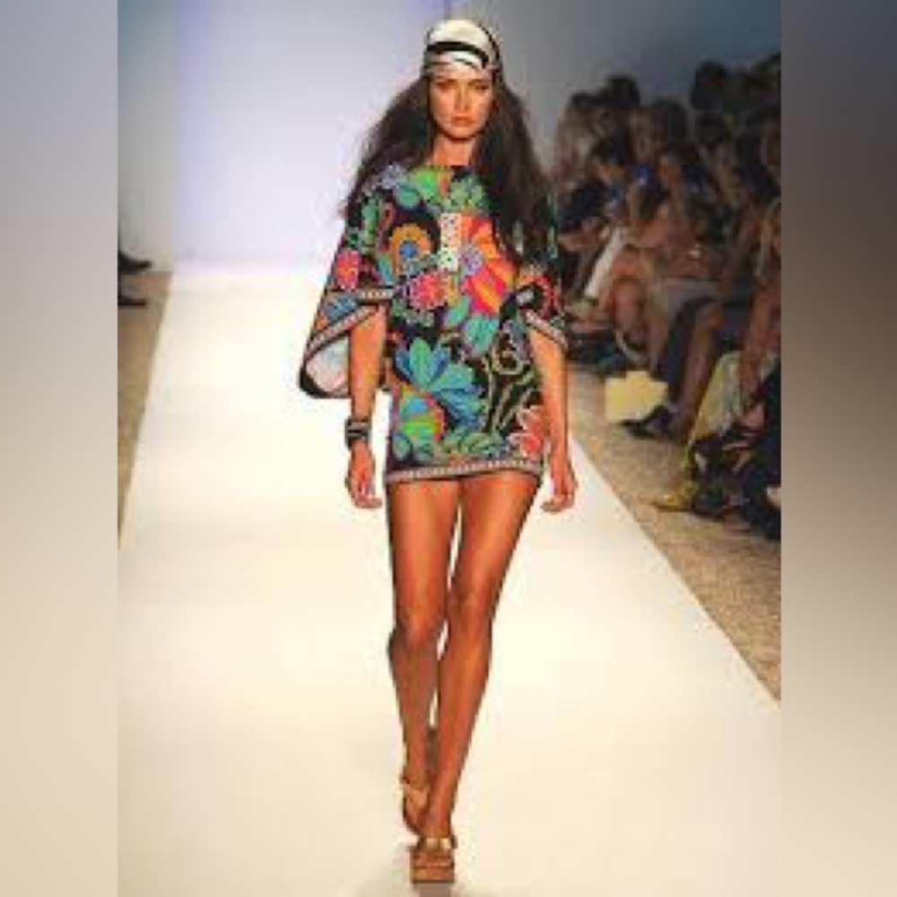 Trina Turk Casablanca Cover Up Tunic Black Neon Small